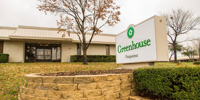 Greenhouse Outpatient Center Arlington Photo1